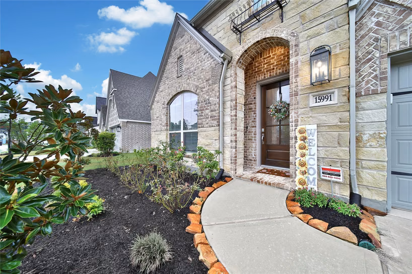 Photo 3 of 15991 Mahogany Mist Drive, Conroe, TX