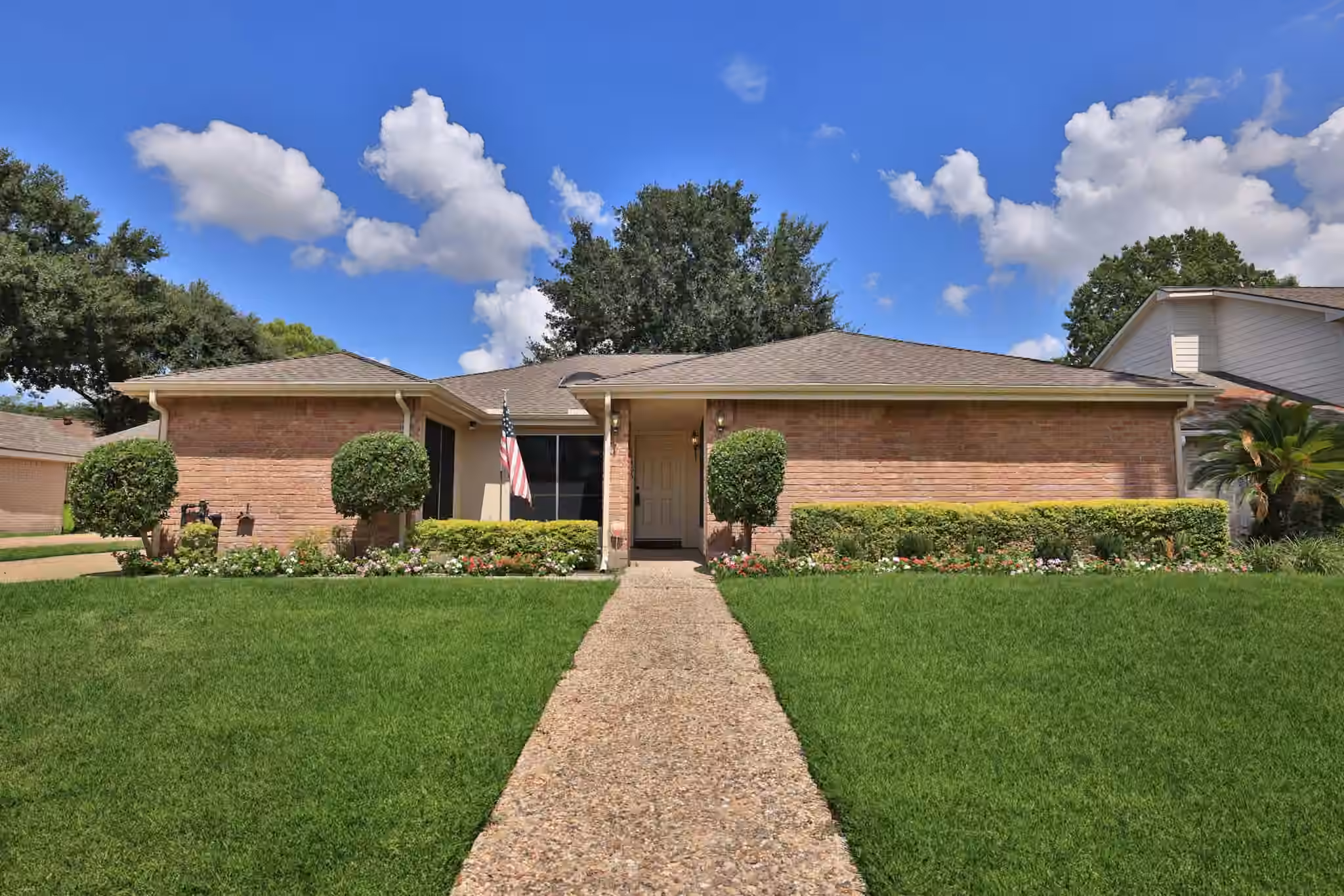 Photo 2 of 14406 Muirfield Lane, Houston, TX