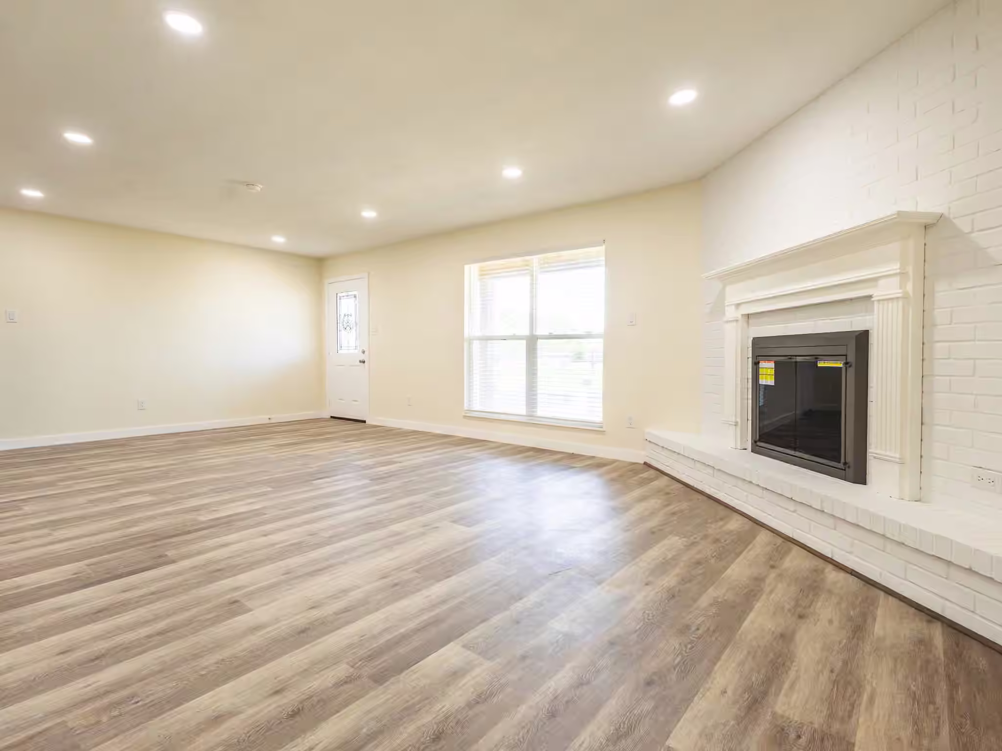 Photo 4 of 4501 Areca Drive, Bay City, TX