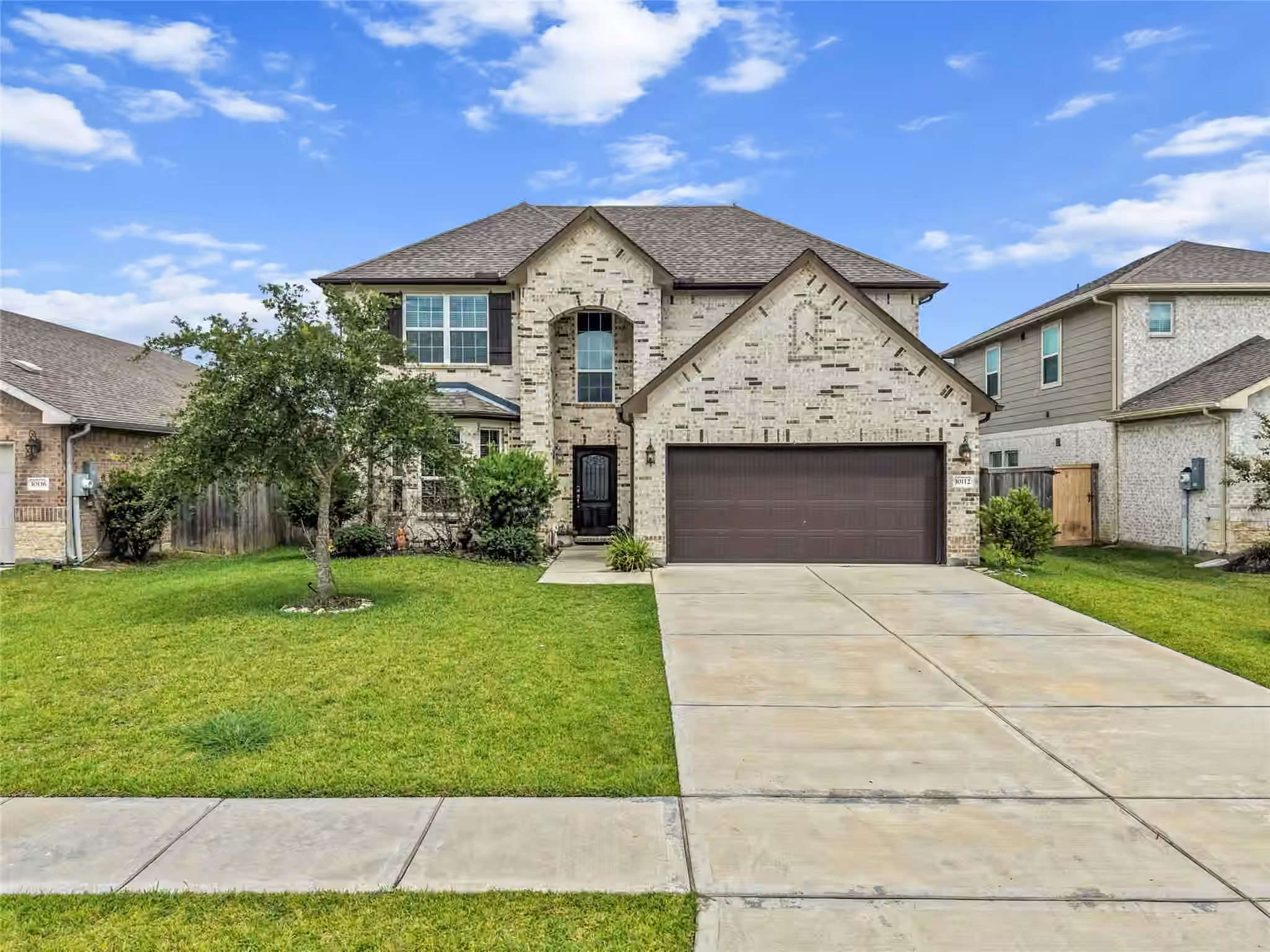 Photo 2 of 10112 Hermann Trace, Texas City, TX