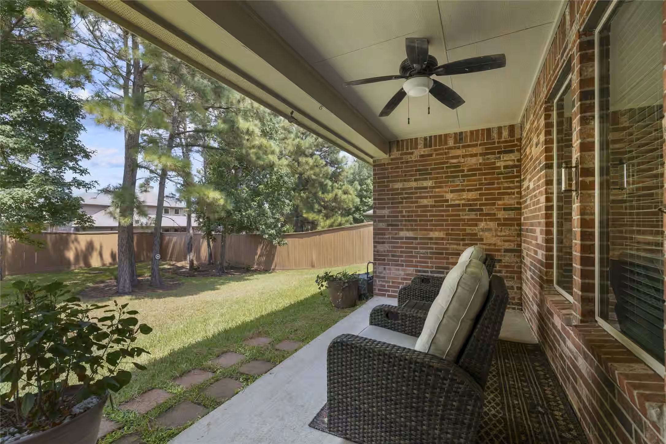 Photo 5 of 1514 Holly Chase Court, Conroe, TX