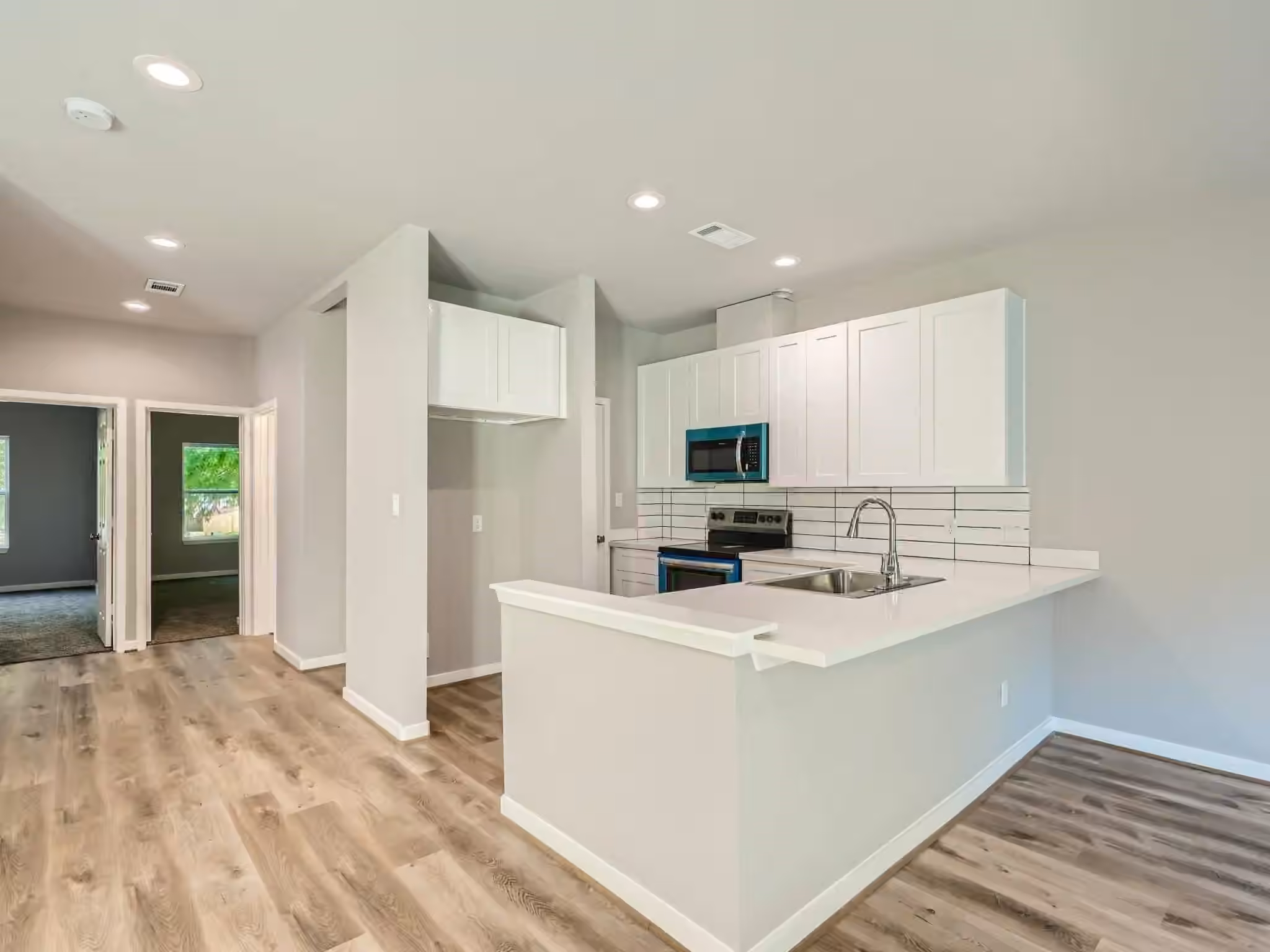 Photo 4 of 12565 Melville Drive 312, Montgomery, TX