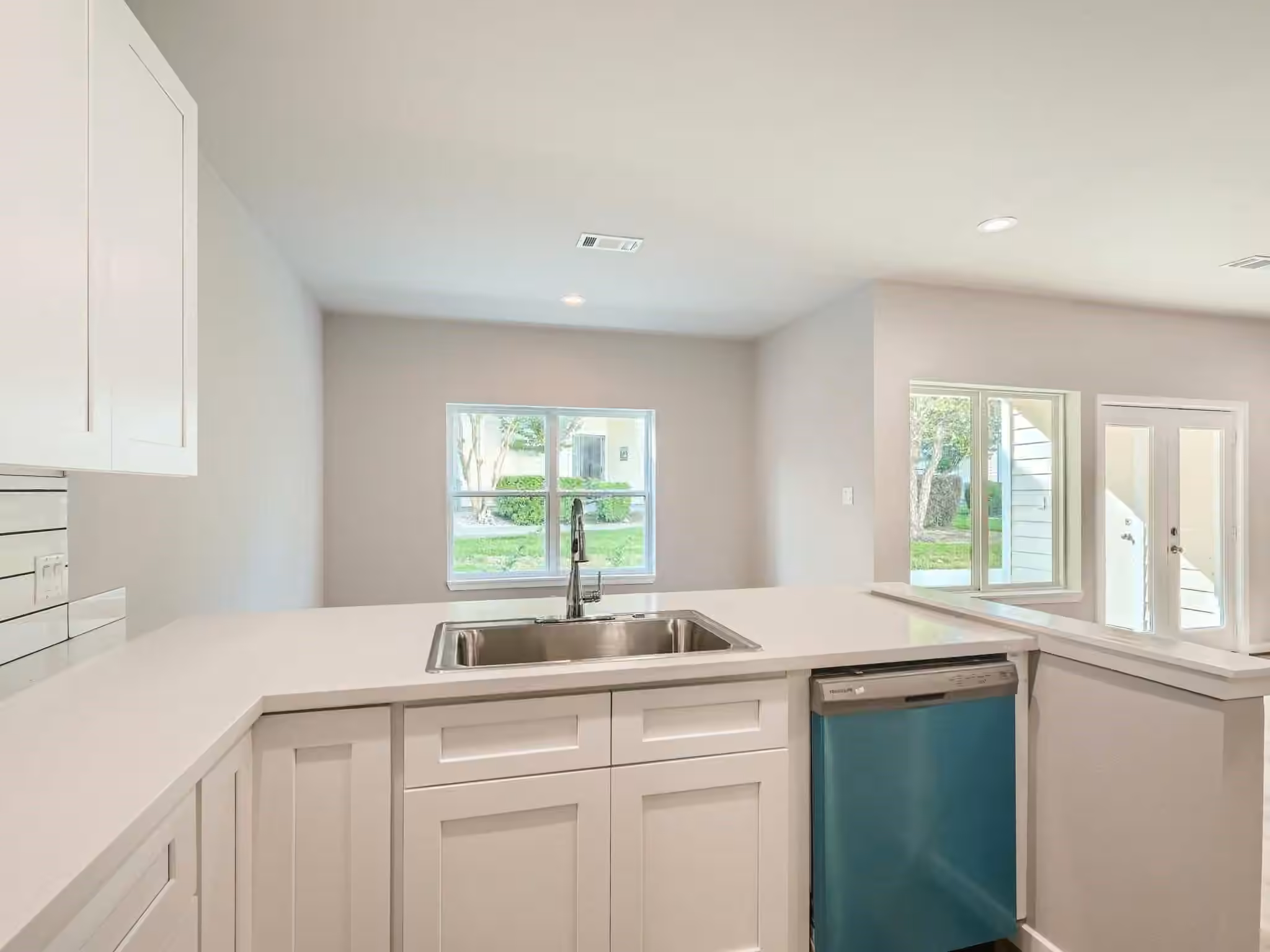 Photo 6 of 12565 Melville Drive 312, Montgomery, TX