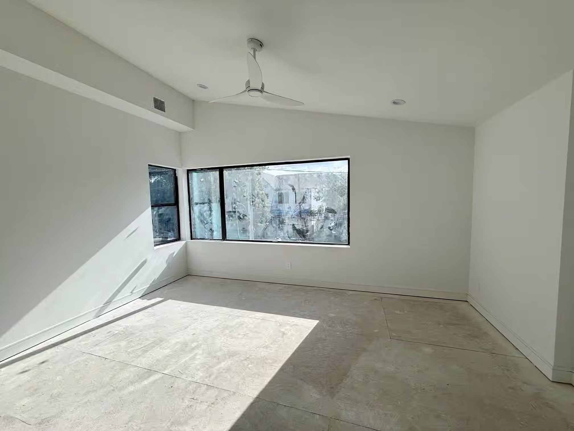 Photo 6 of 2412 ELMEN Street, Houston, TX