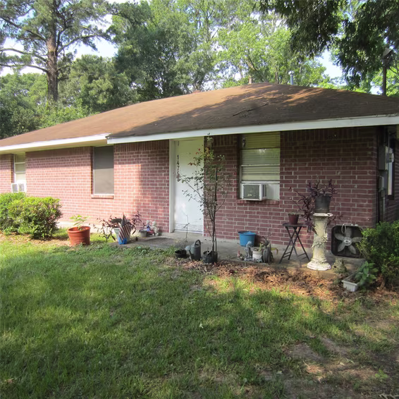 Photo 2 of 14758 Lucas Drive, Splendora, TX