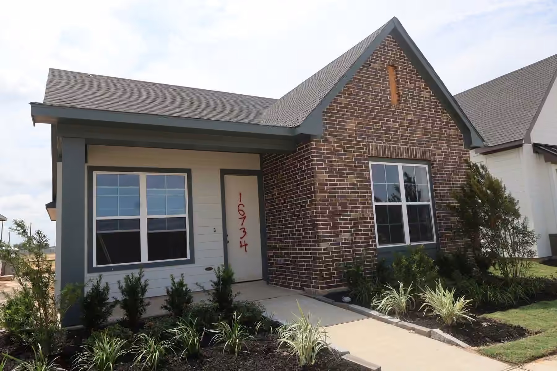 Photo 2 of 16734 Vibrant Avenue, Hockley, TX