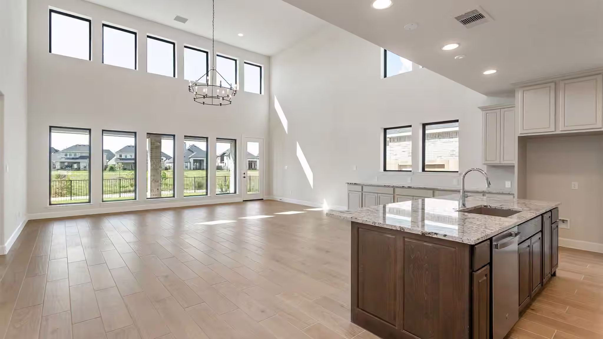 Photo 7 of 31126 Peony Place Drive, Fulshear, TX