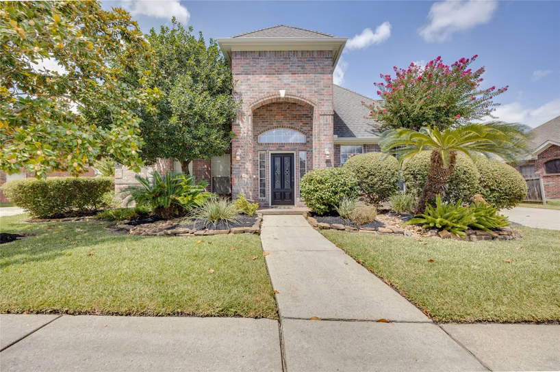 Photo 5 of 4407 Santee Drive, Baytown, TX