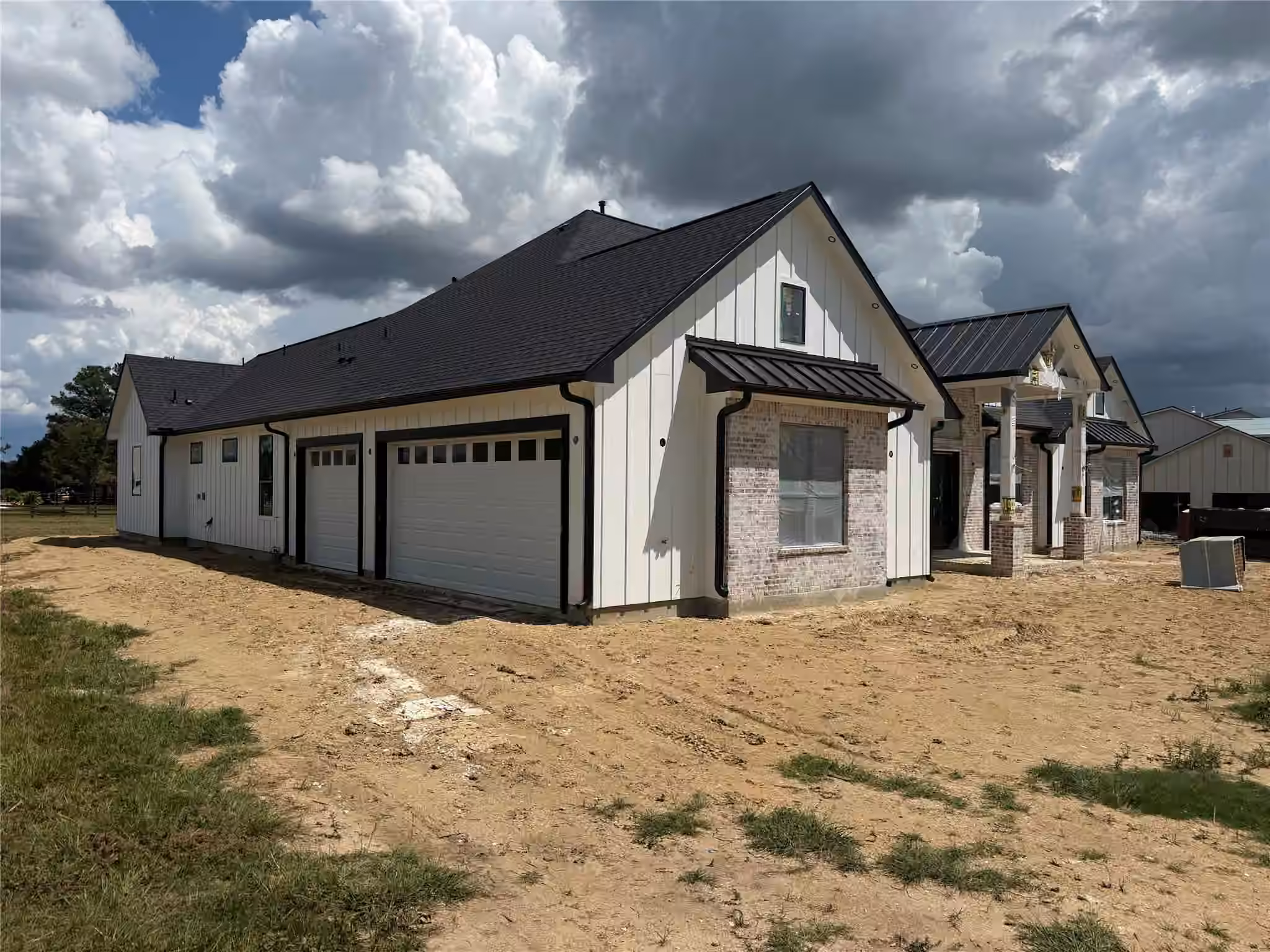 Photo 4 of 24964 Hopeview Way, Montgomery, TX