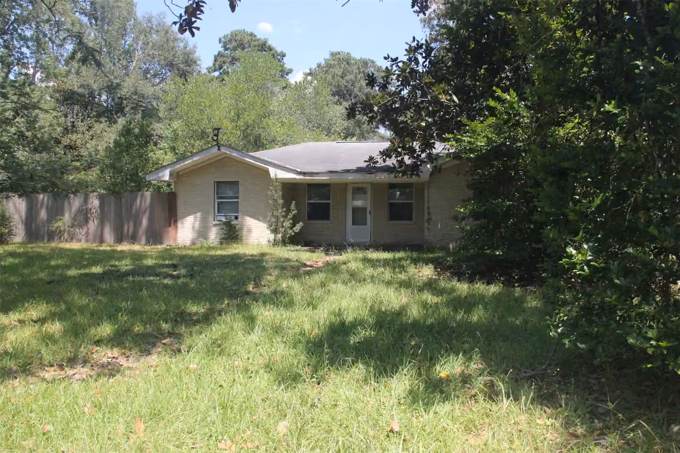 Photo of 130 County Road 389, Cleveland, TX 77328