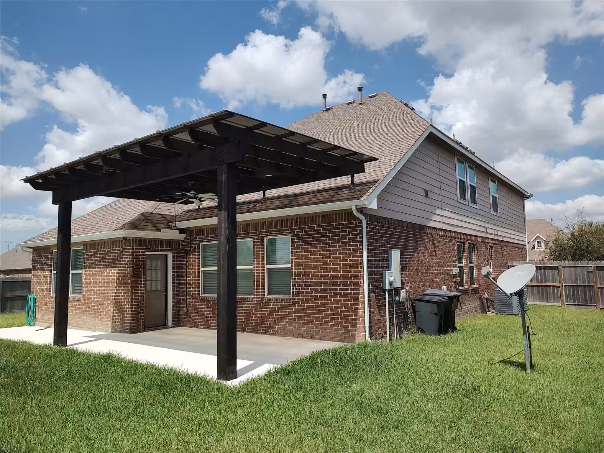 Photo 2 of 4002 Longwood Drive, Mont Belvieu, TX