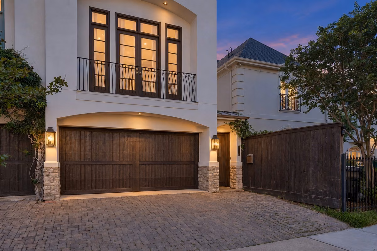 Photo of 2518 Westgate Drive A, Houston, TX