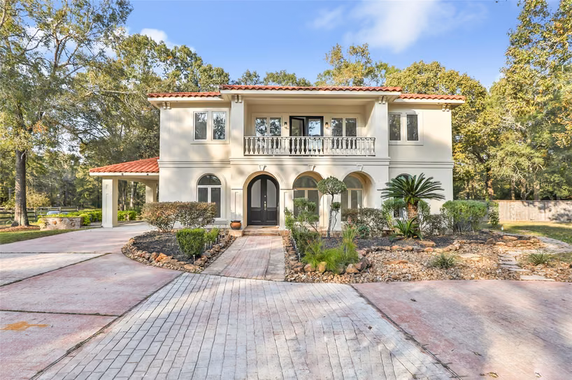 Photo 3 of 1207 Vista Del Lago Drive, Huffman, TX