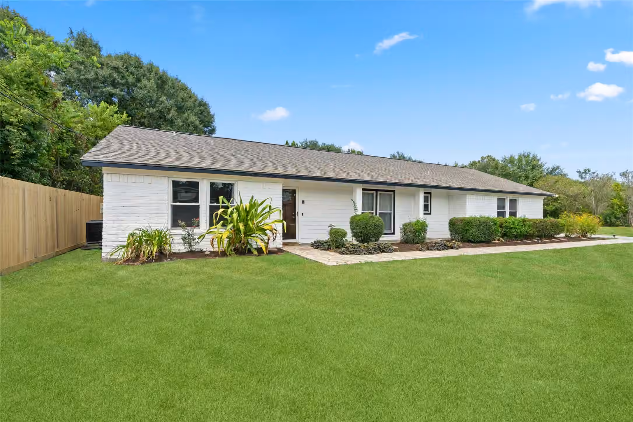Photo 4 of 708 Orange Grove Street, League City, TX