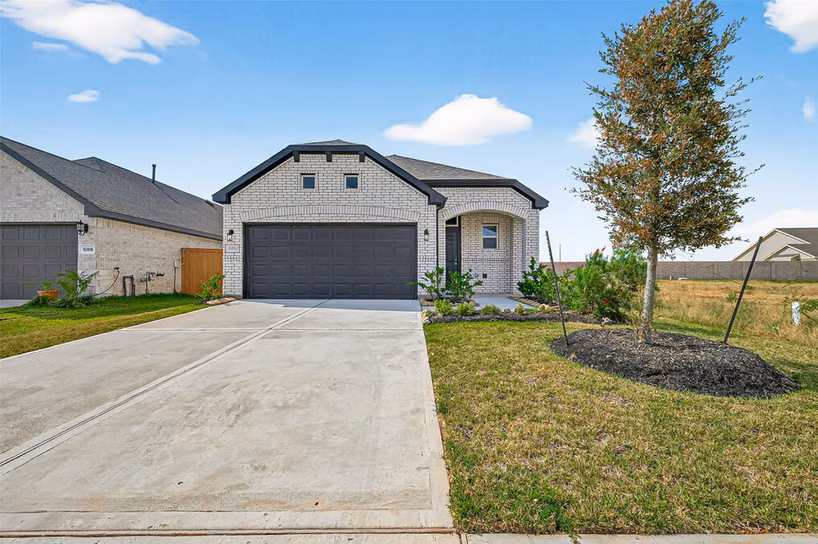 Photo of 9987 Enclave Grove Drive, Willis, TX 77318
