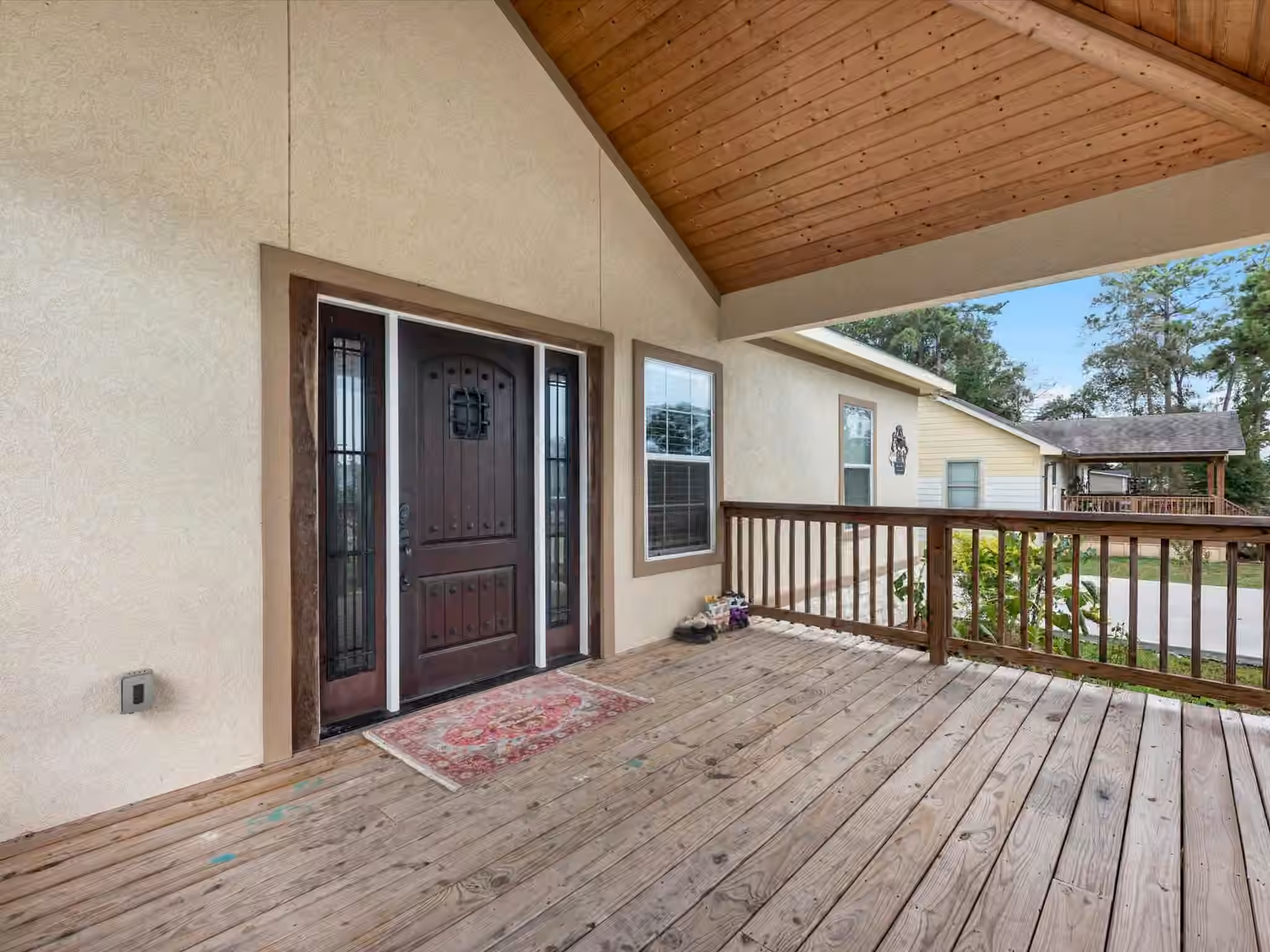 Photo 3 of 528 Draylon Drive, Conroe, TX