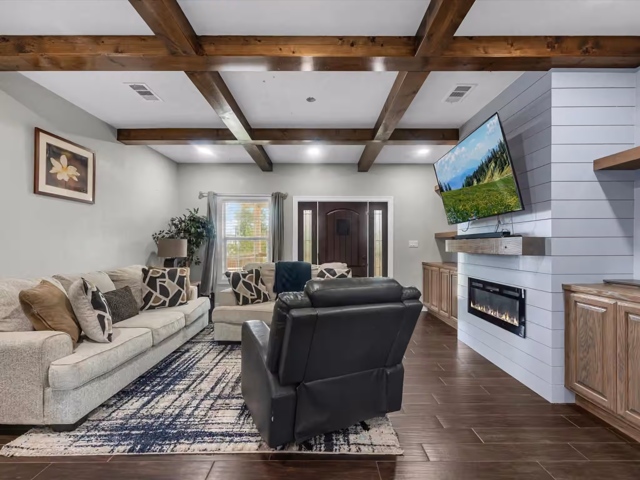 Photo 5 of 528 Draylon Drive, Conroe, TX