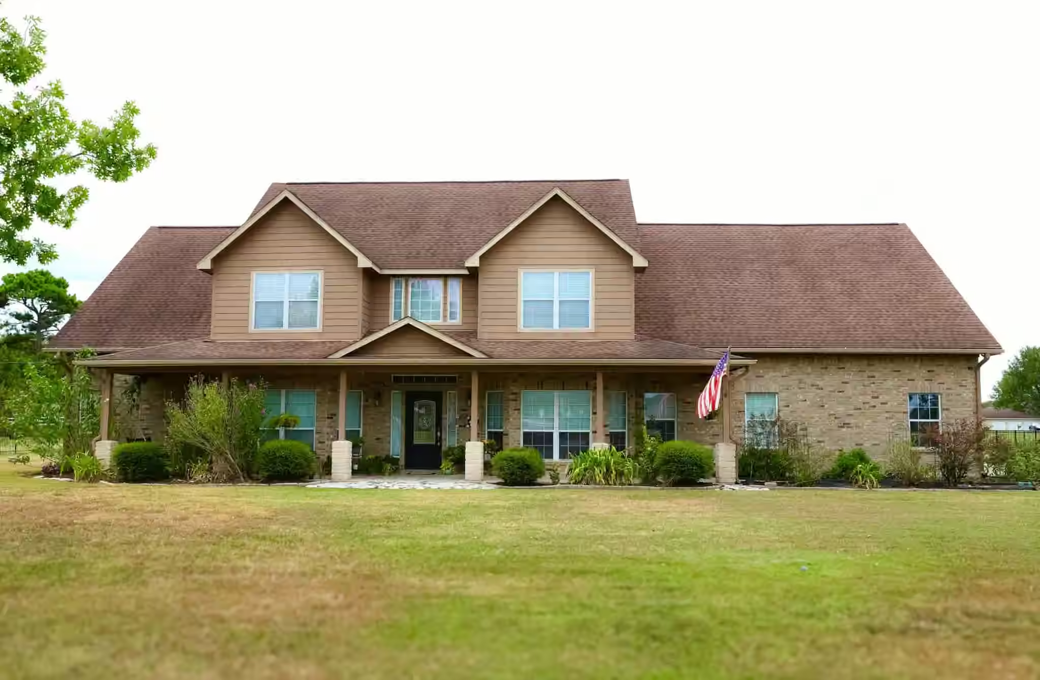 Photo of 307 Standing Oaks Lane, Sealy, TX 77474