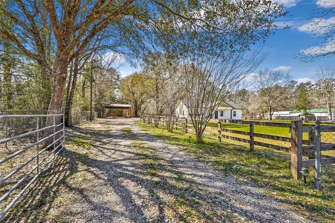 Photo 3 of 99 Hickory Ridge Drive D, Huffman, TX