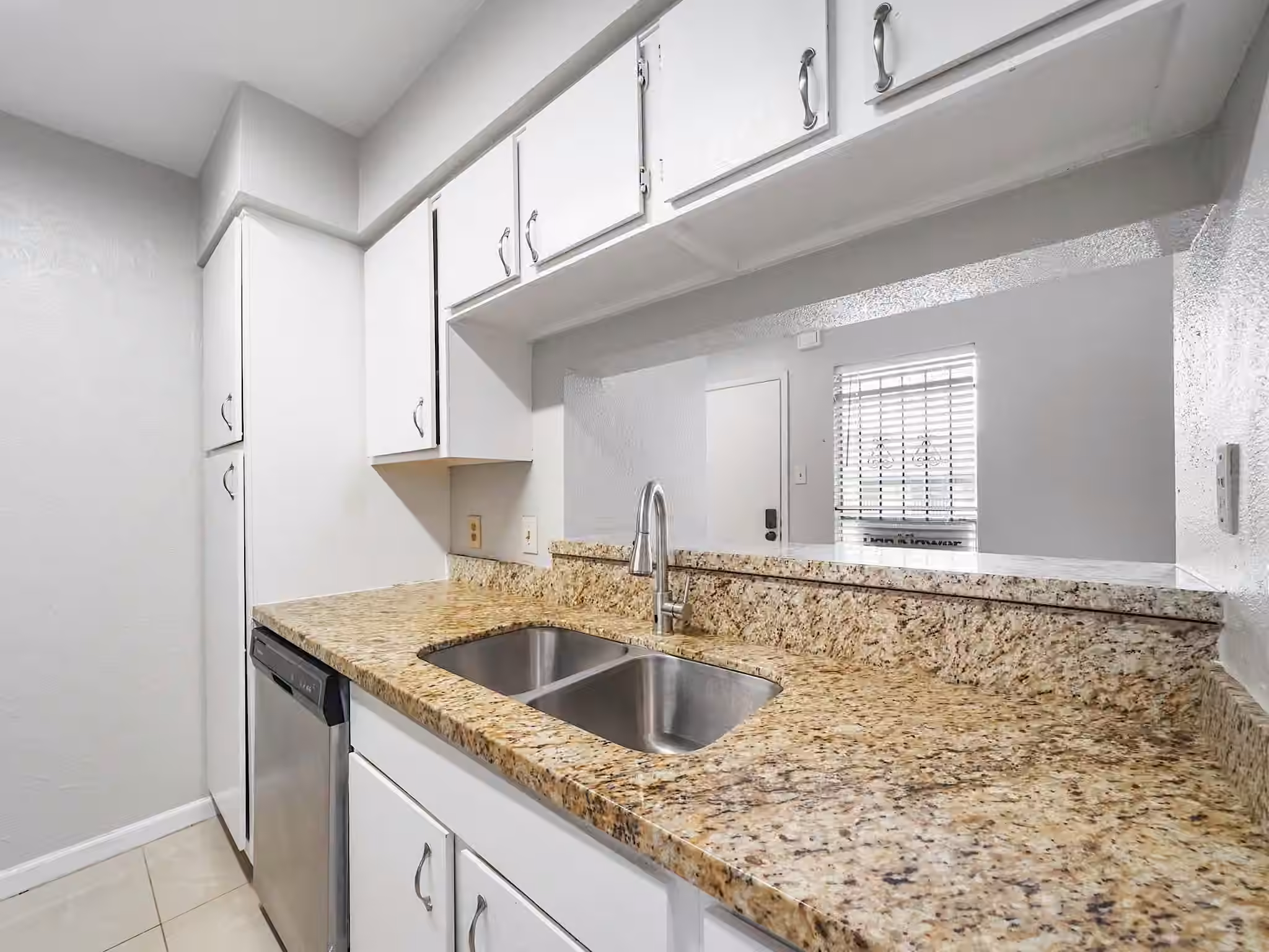 Photo 6 of 6633 W Airport Boulevard 1106, Houston, TX