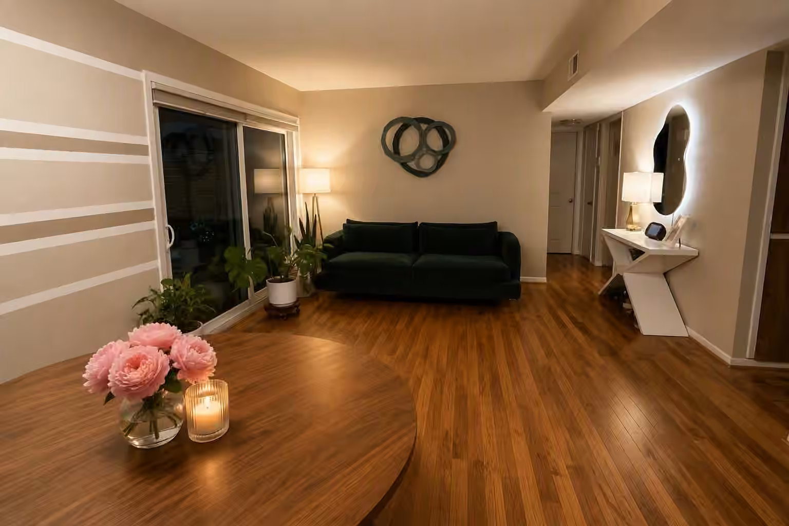 Photo 3 of 909 Silber Road 28E, Houston, TX