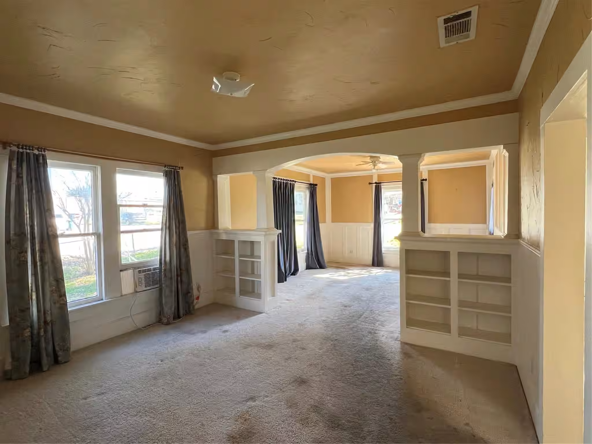 Photo 6 of 220 S Tesch Street, Bellville, TX
