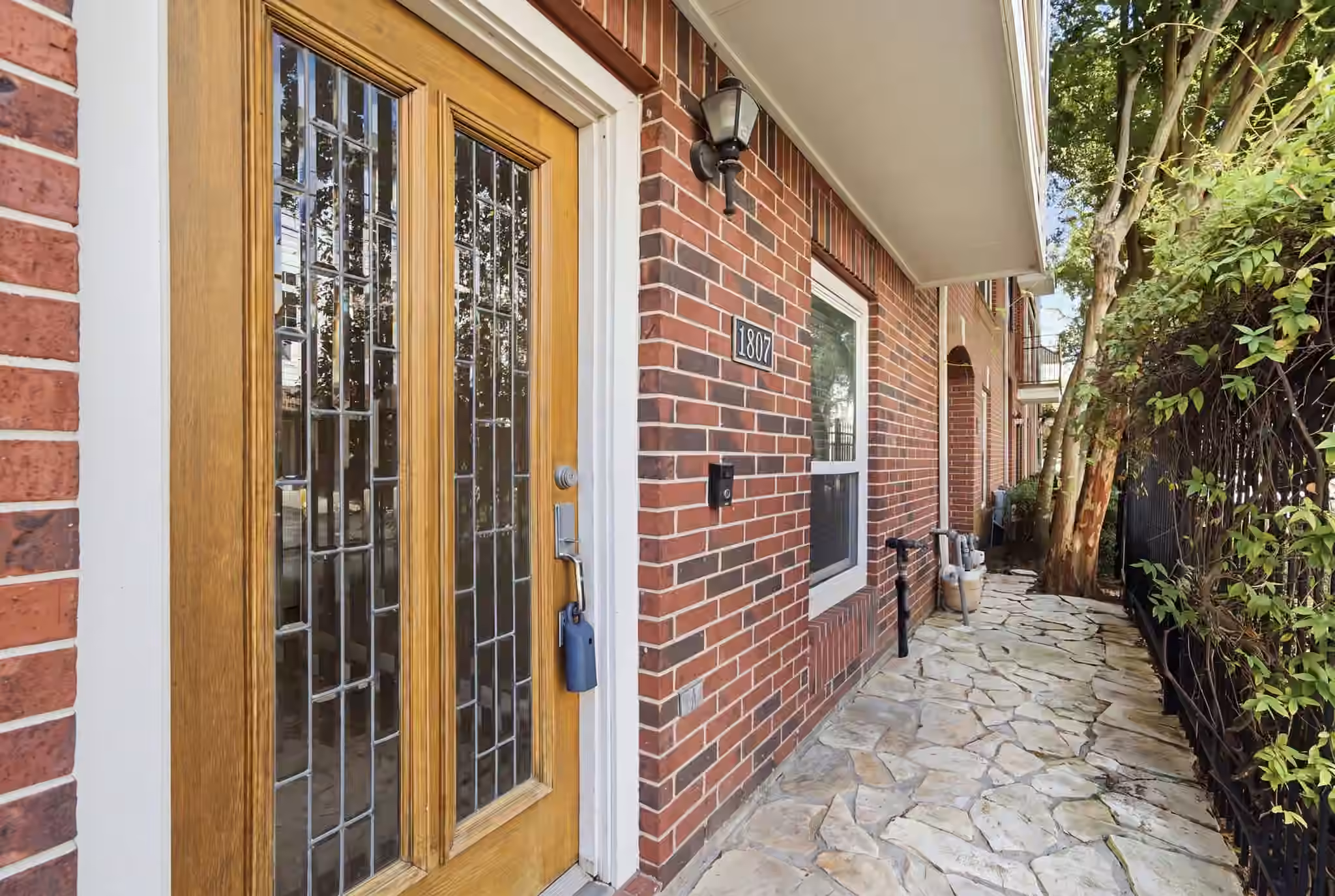 Photo 7 of 1807 Wilson Street, Houston, TX