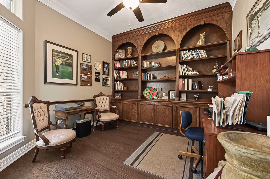 Photo 5 of 174 Park Way, Conroe, TX