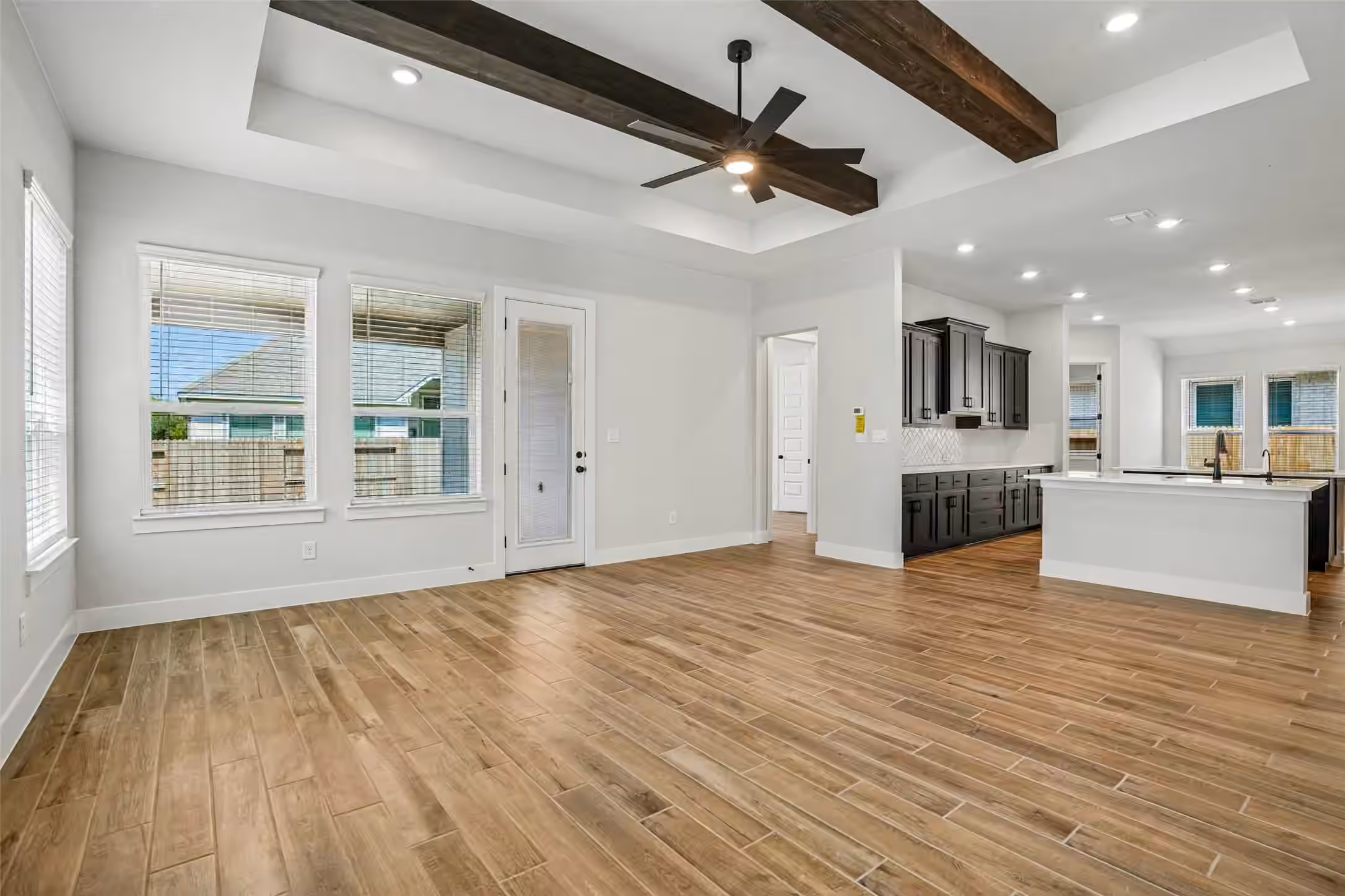 Photo 7 of 1228 Emerald Lake Drive, Katy, TX