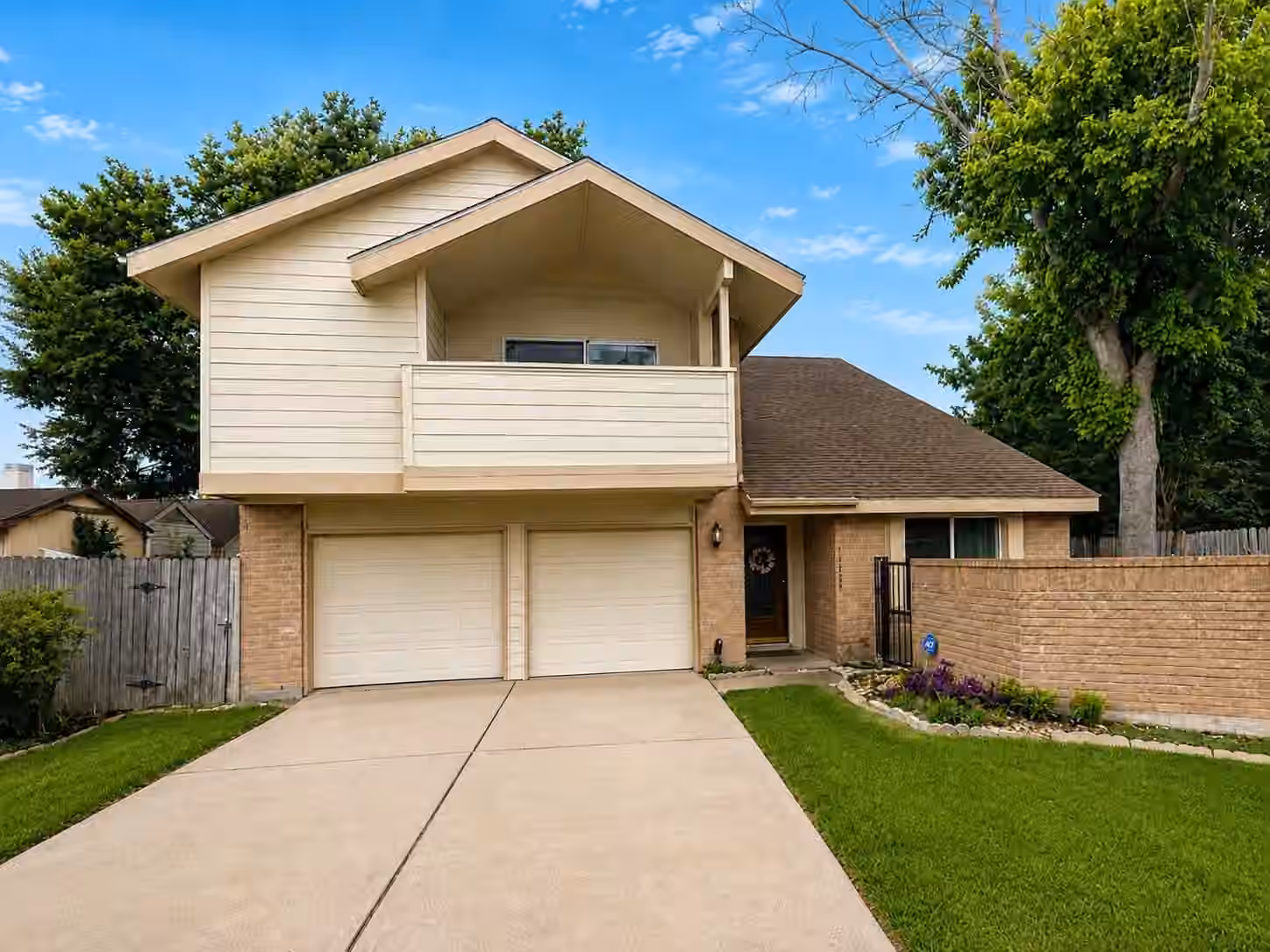 Photo of 13535 Shadow Run Drive, Houston, TX 77082