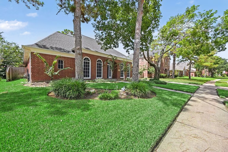 Photo 3 of 20811 Autumn Redwood Way, Cypress, TX