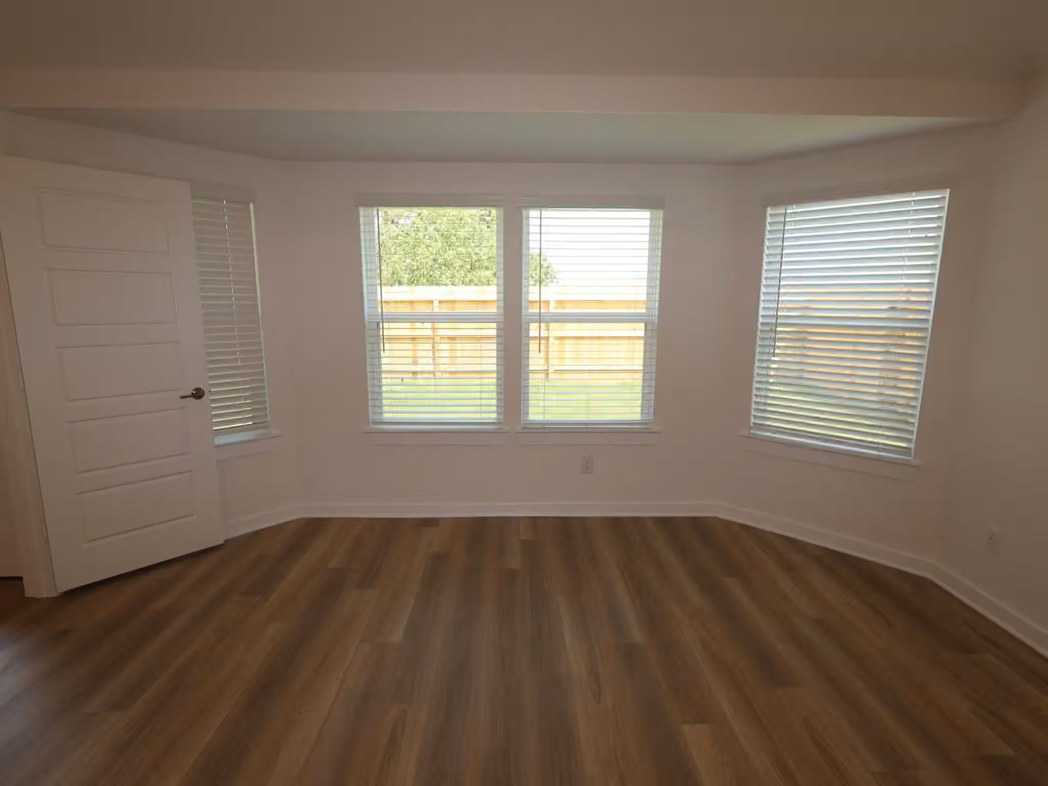 Photo 7 of 1313 Blue Moon Lane, La Marque, TX