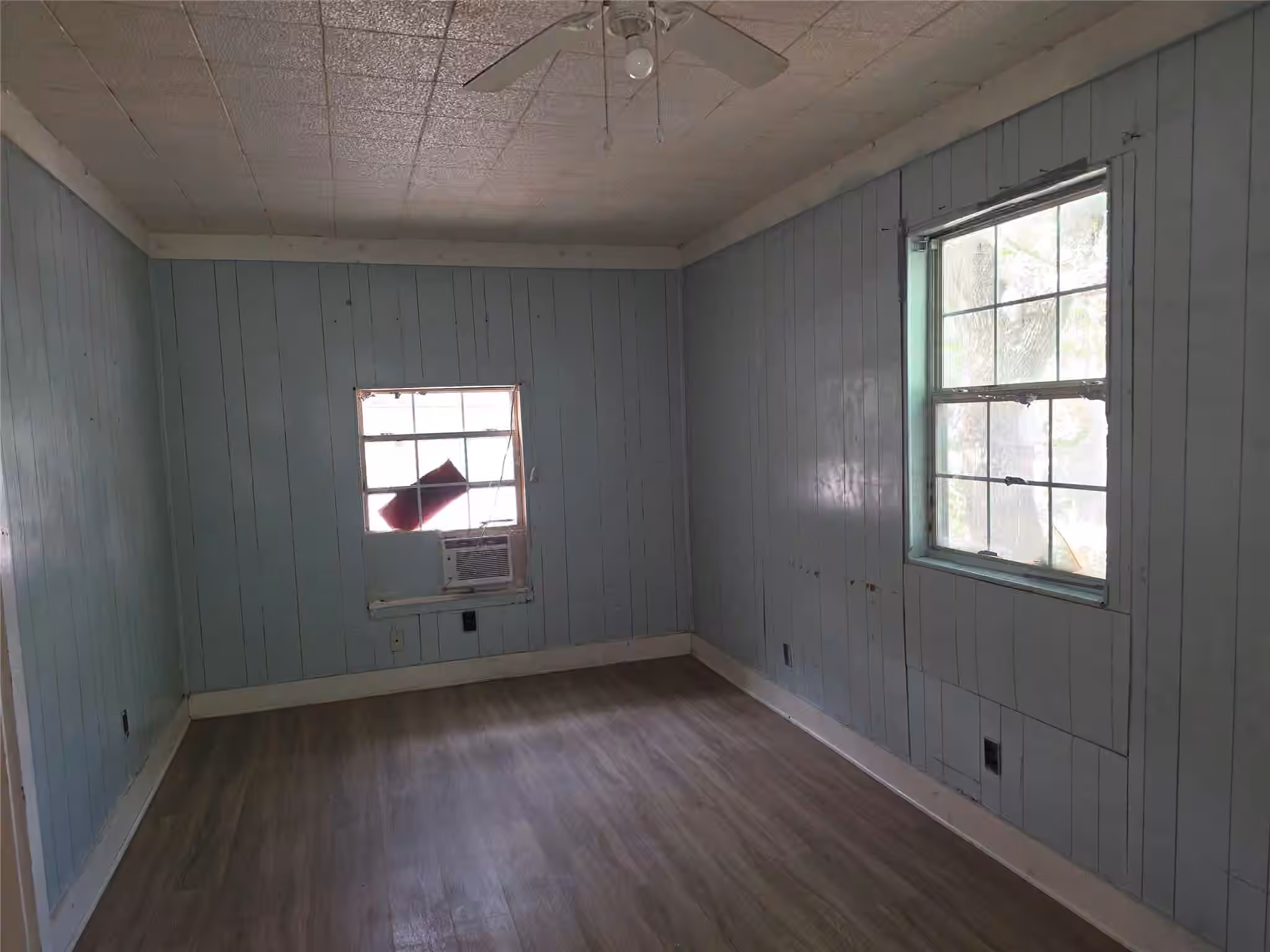 Photo 5 of 505 Teague Street, Navasota, TX