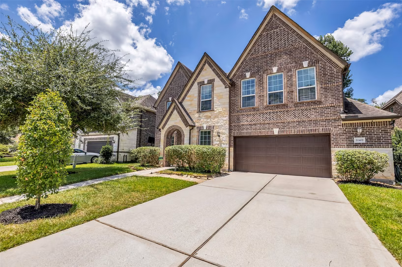Photo 2 of 22419 Sawmill Ranch Drive, Spring, TX