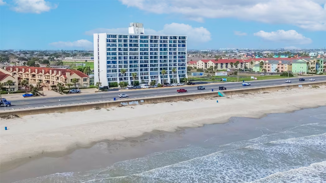 Photo 5 of 7310 Seawall Boulevard 1203, Galveston, TX