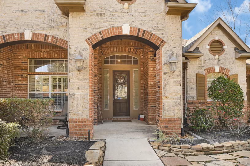 Photo 4 of 17811 Fairhaven Gateway Drive, Cypress, TX