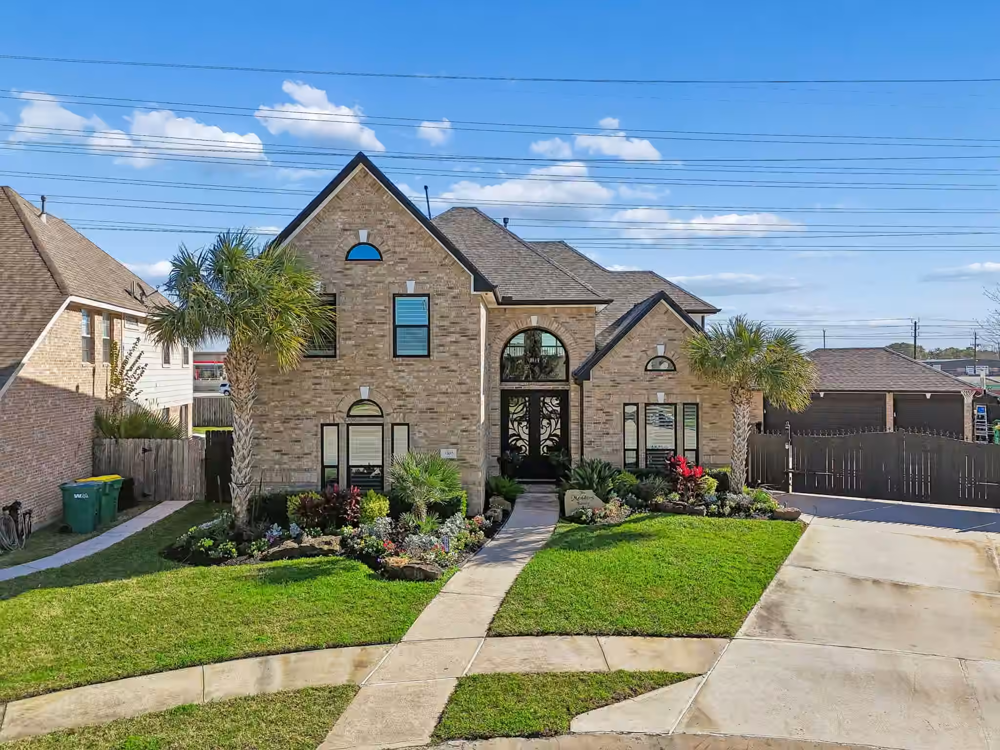 Photo 3 of 3305 Oak Dale Way, Seabrook, TX