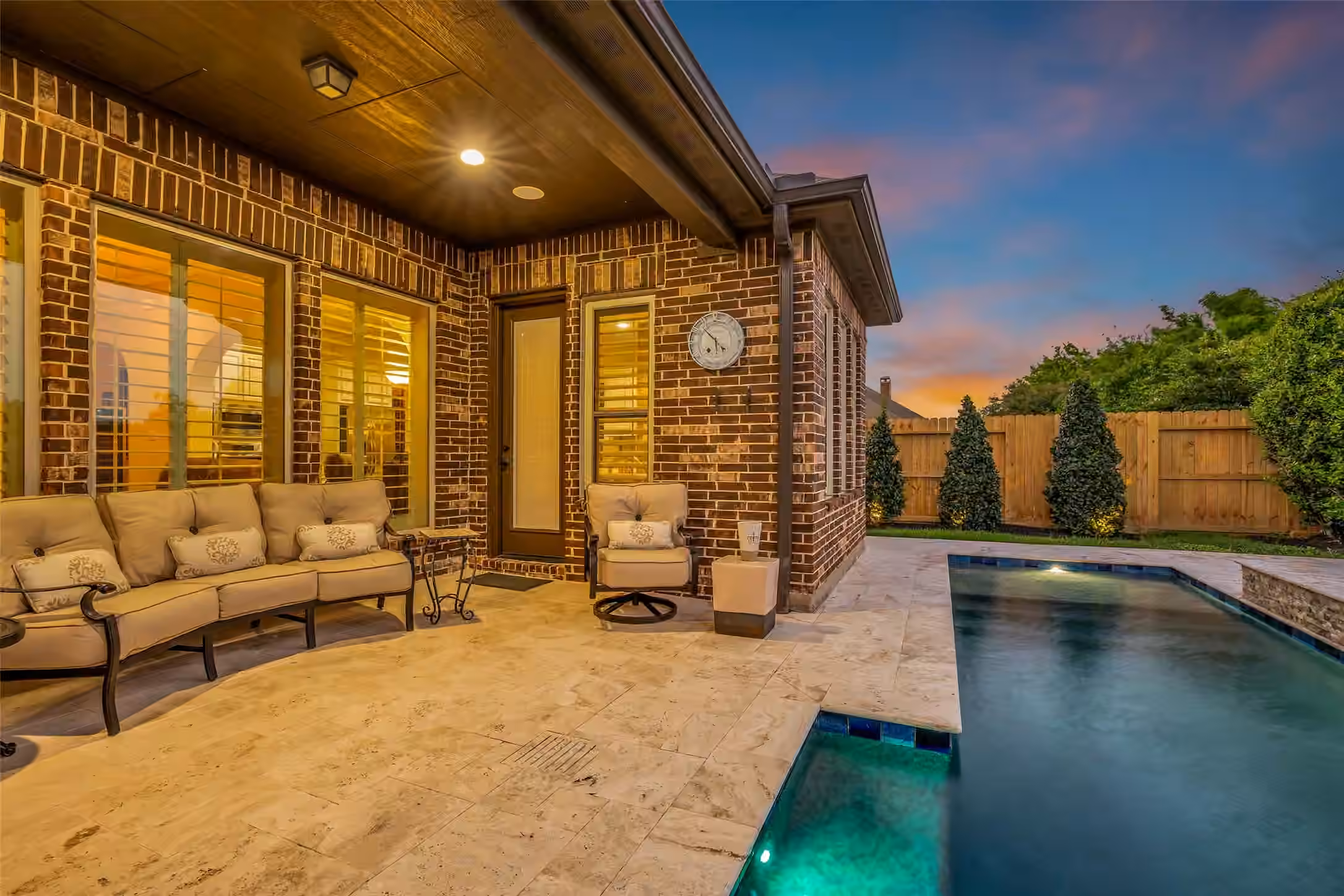 Photo 2 of 8723 Long Cross Drive, Richmond, TX