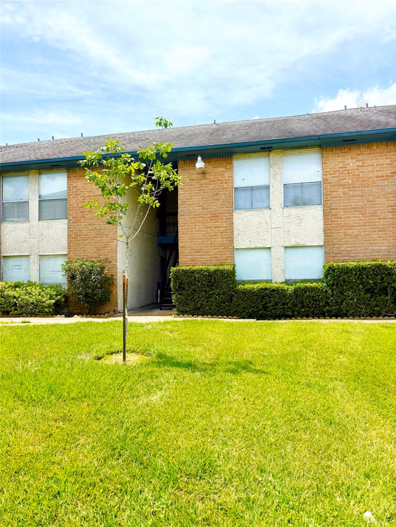 Photo 2 of 8360 Jorine Drive 8360, Houston, TX