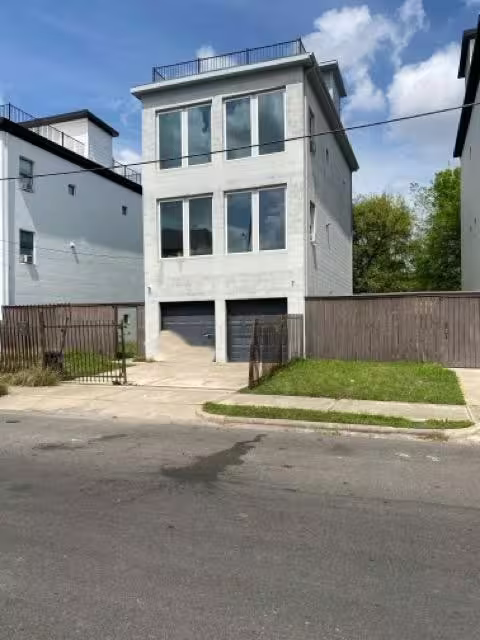 Photo 3 of 3419 Rawley Street, Houston, TX