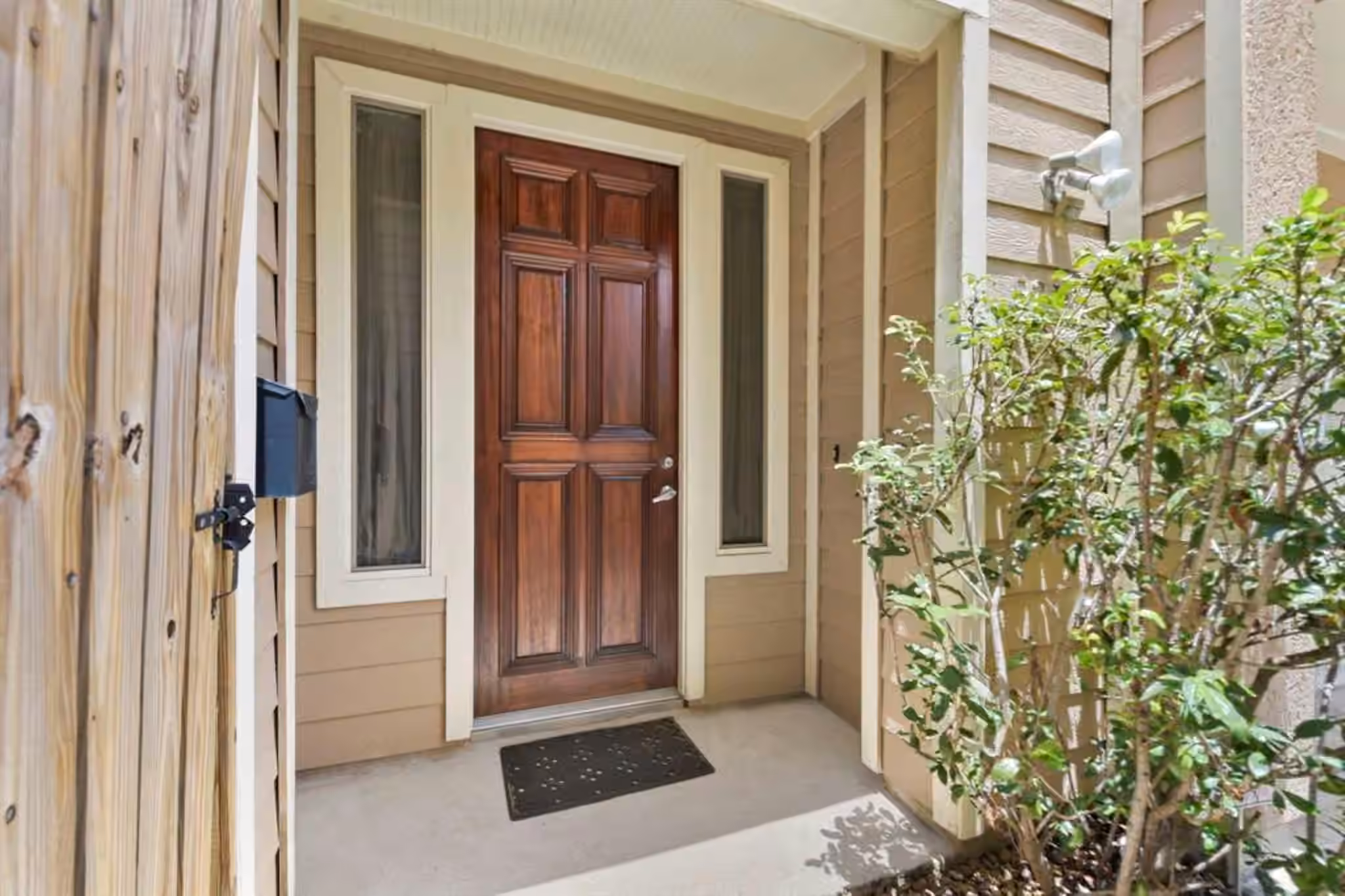 Photo 3 of 5210 Petty Street C, Houston, TX