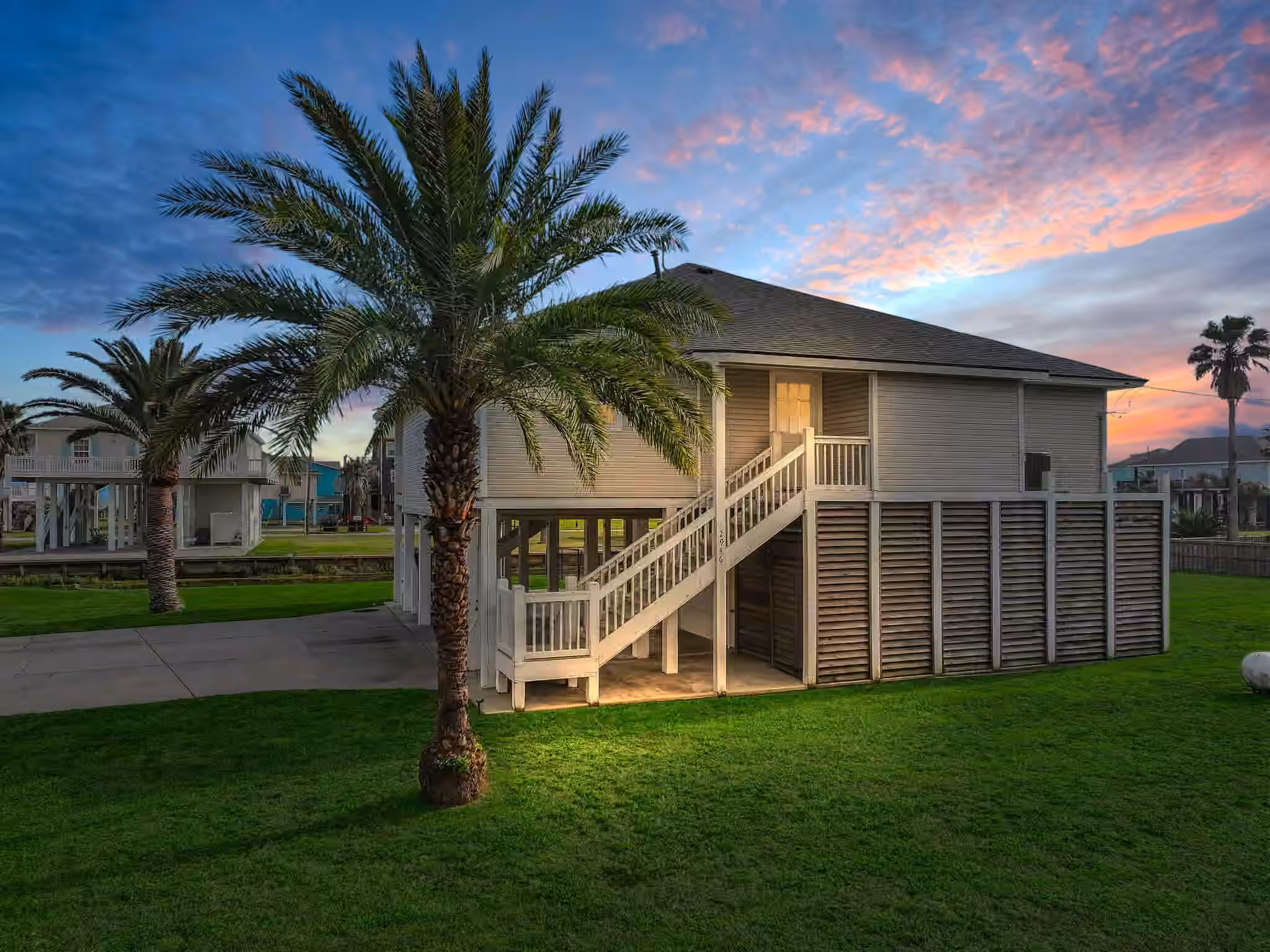 Photo 2 of 2946 Laguna Drive, Crystal Beach, TX