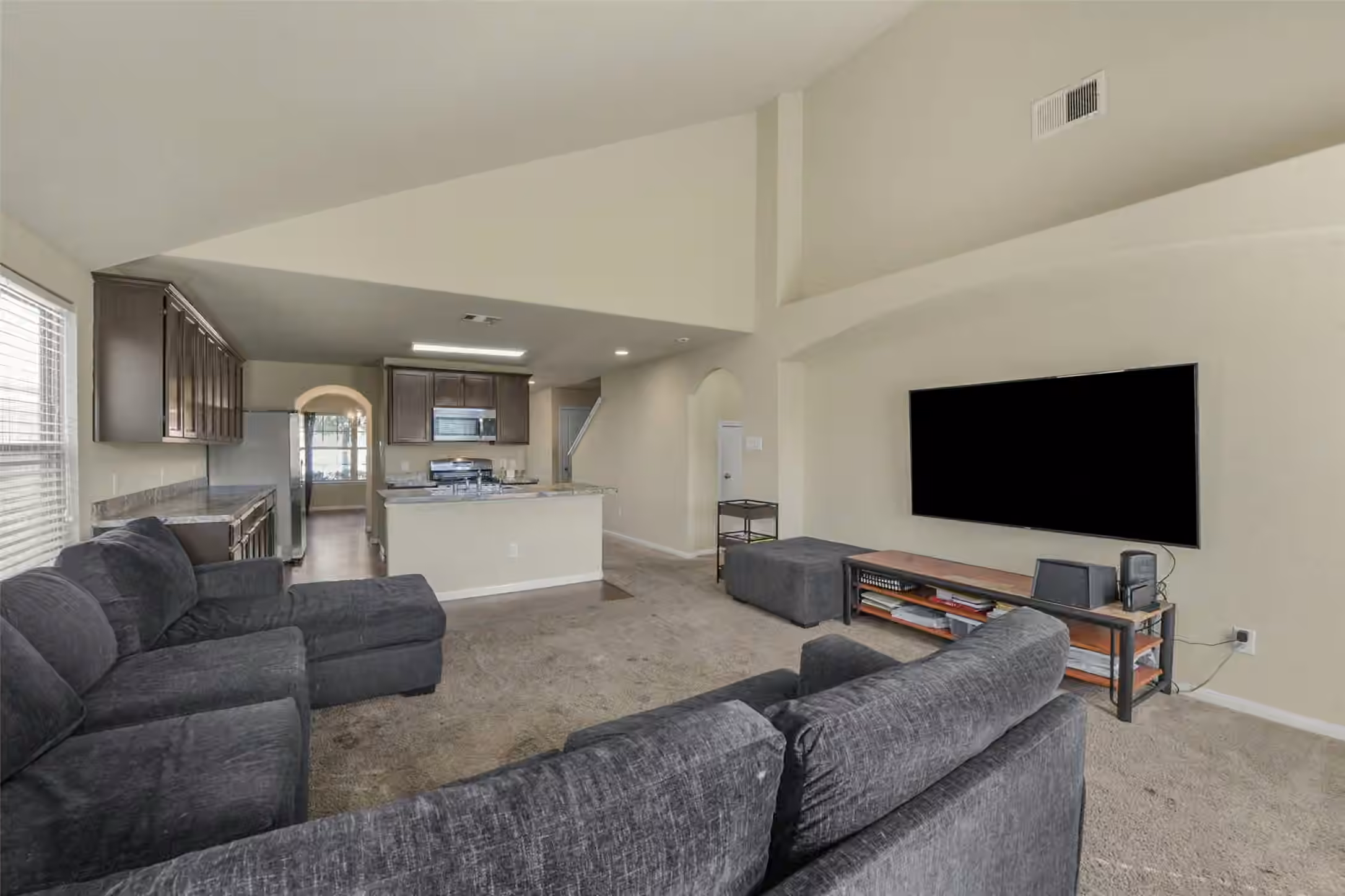 Photo 5 of 14014 Brunswick Place Drive, Houston, TX