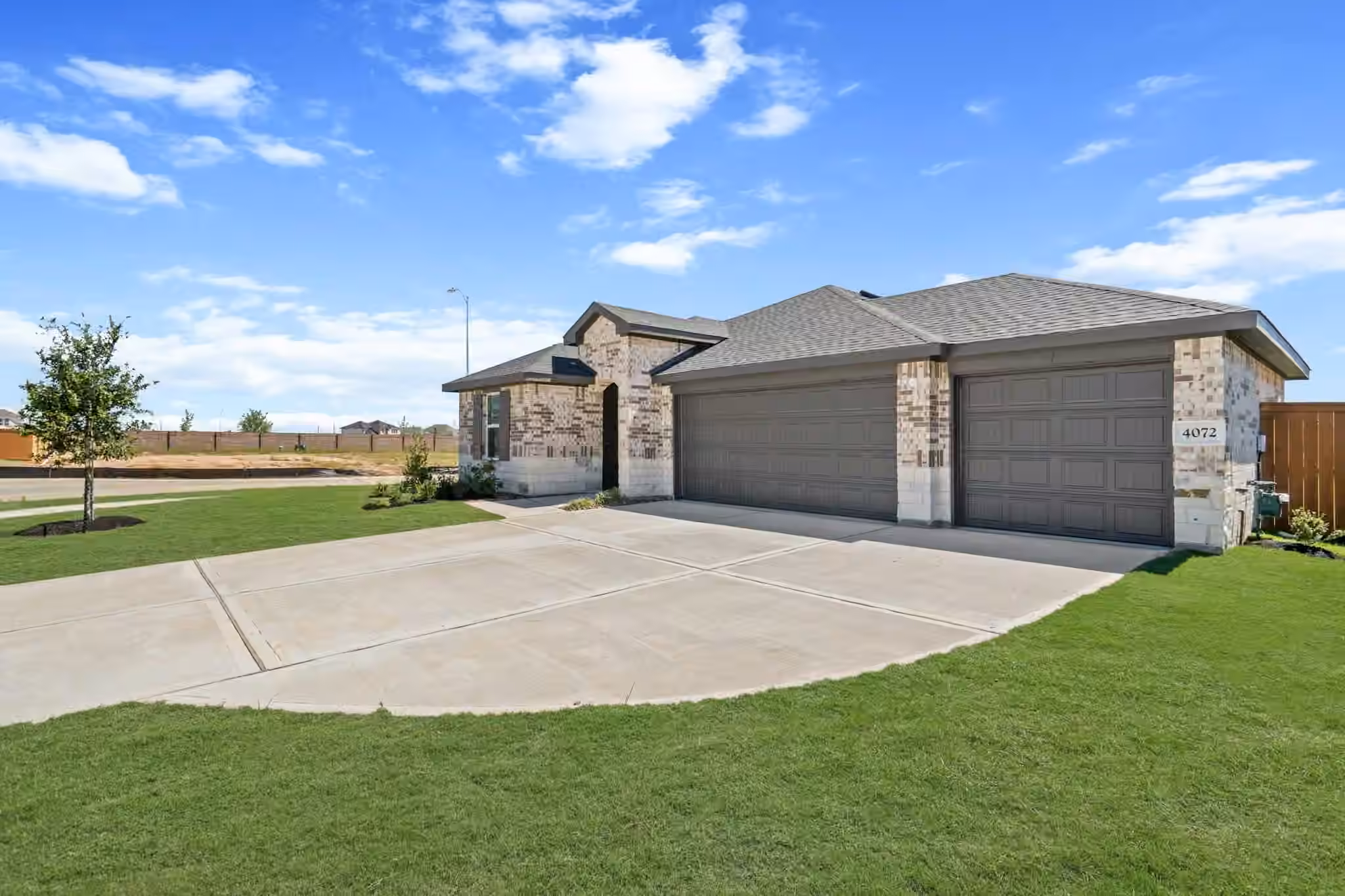 Photo 2 of 4072 Sun Burst Drive, Brookshire, TX