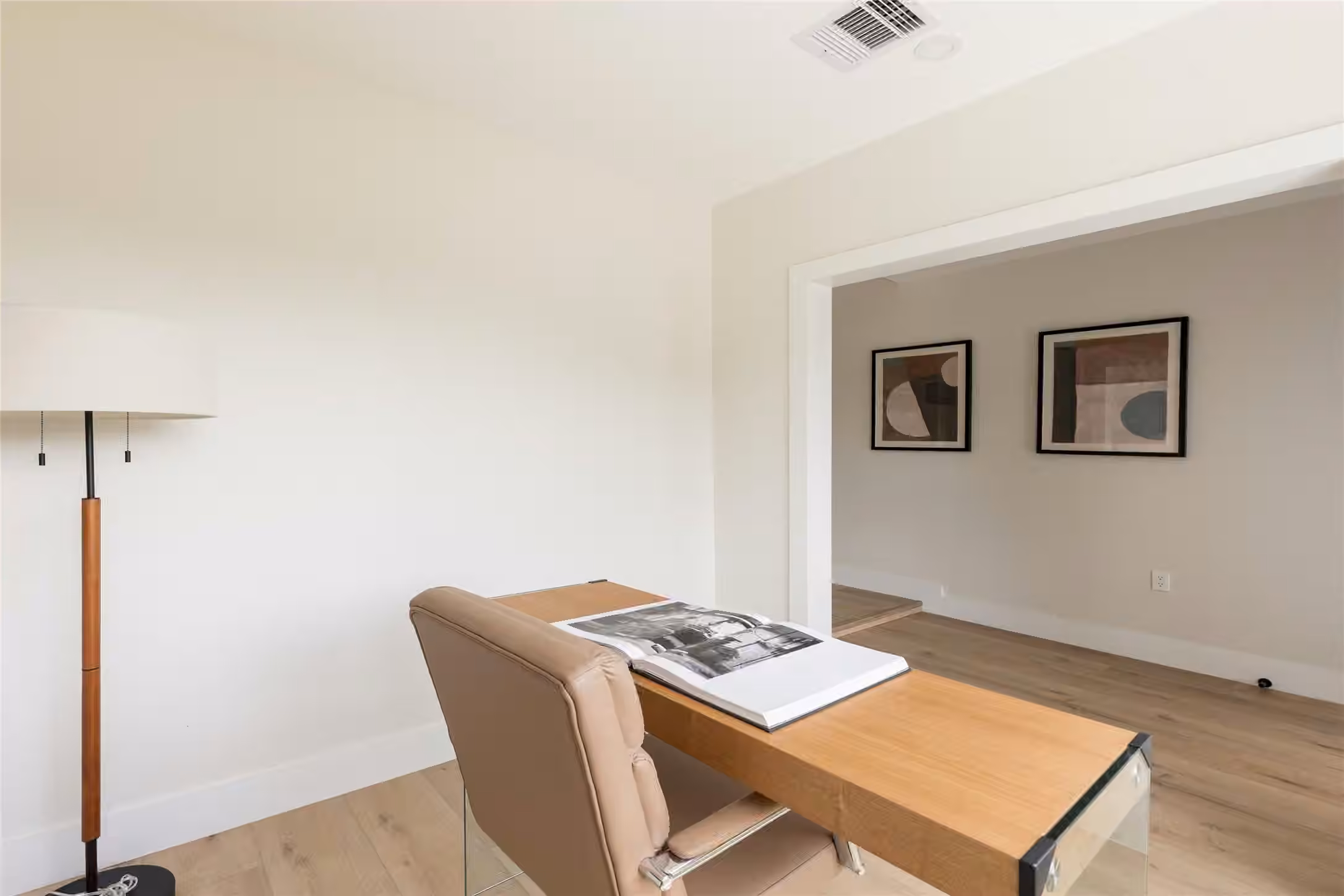 Photo 3 of 4755 Marietta Lane, Houston, TX