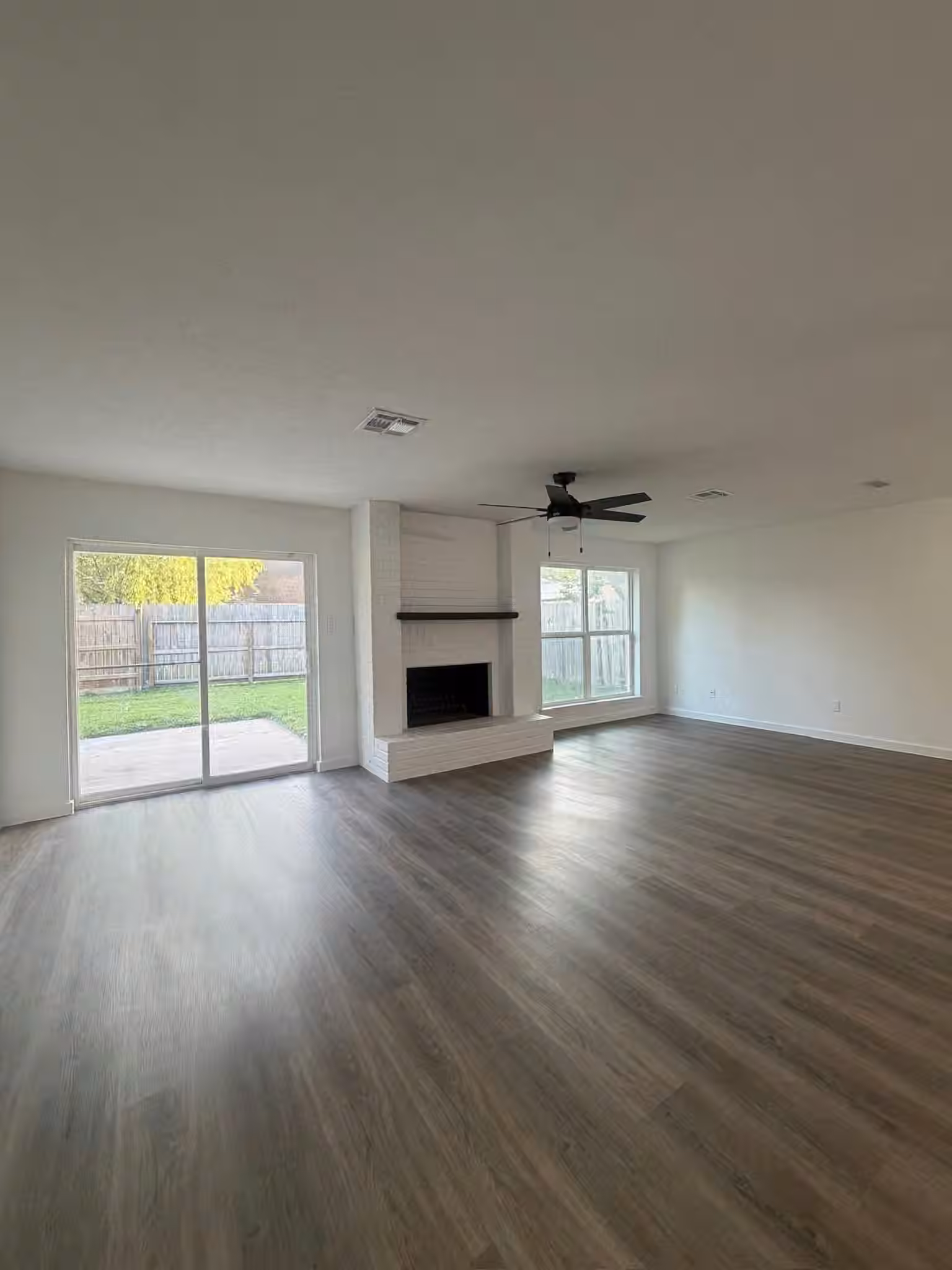 Photo 2 of 5935 Caruso Forest Drive, Houston, TX