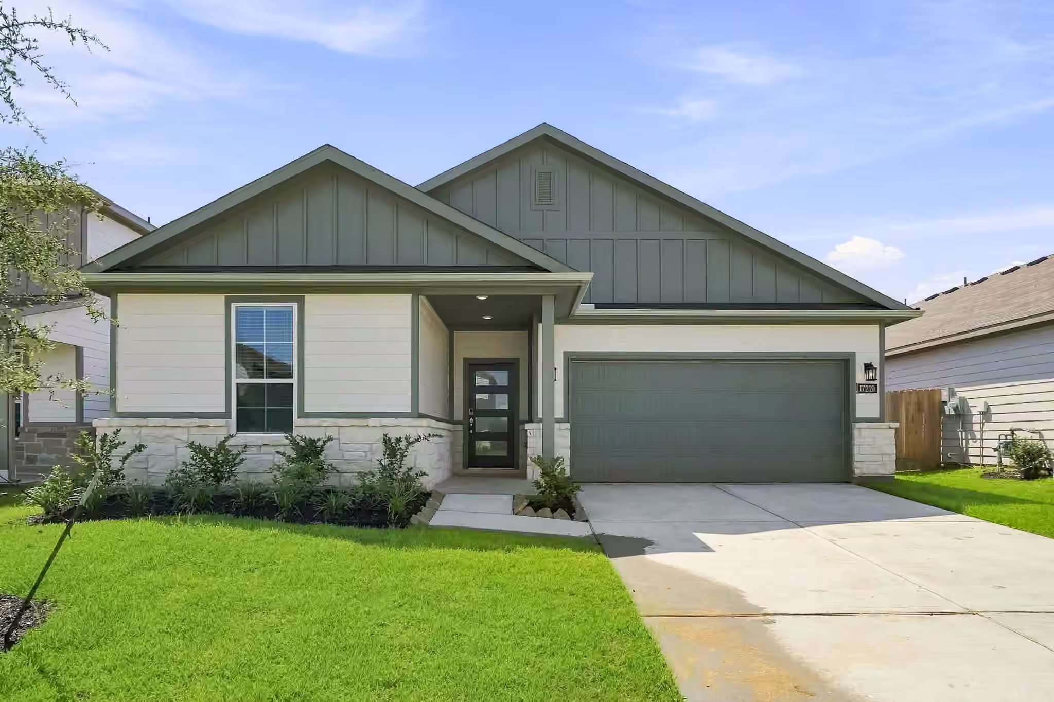 Photo of 17219 White Peace Drive, Waller, TX 77484