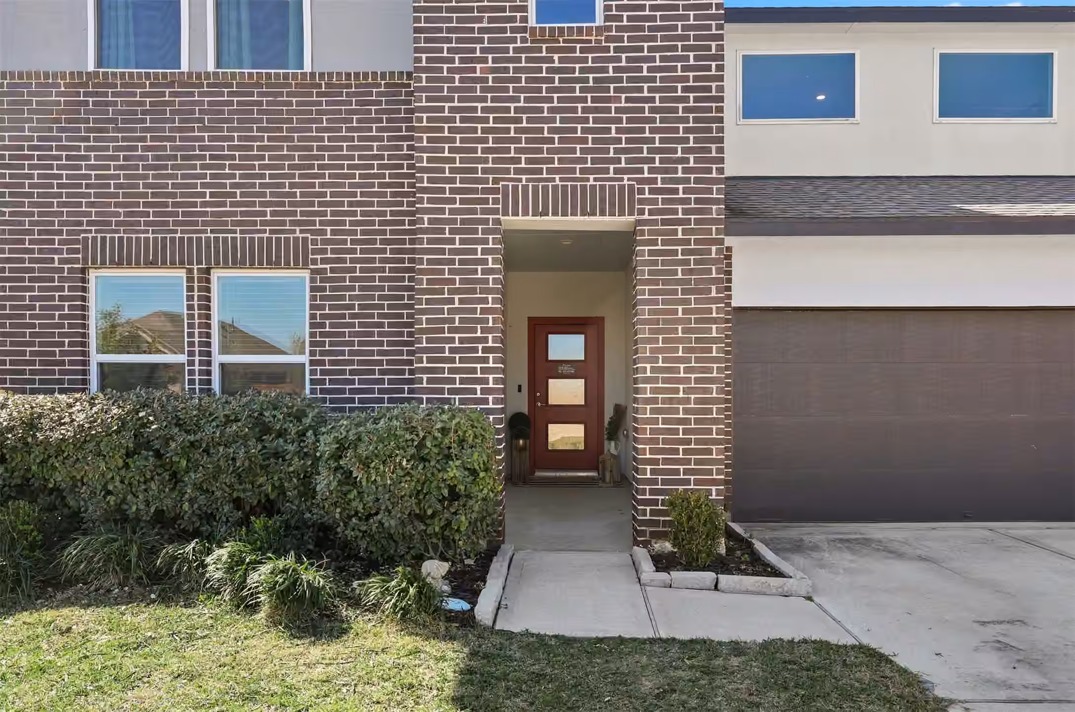 Photo 5 of 2421 Mar Vista Lane, Texas City, TX