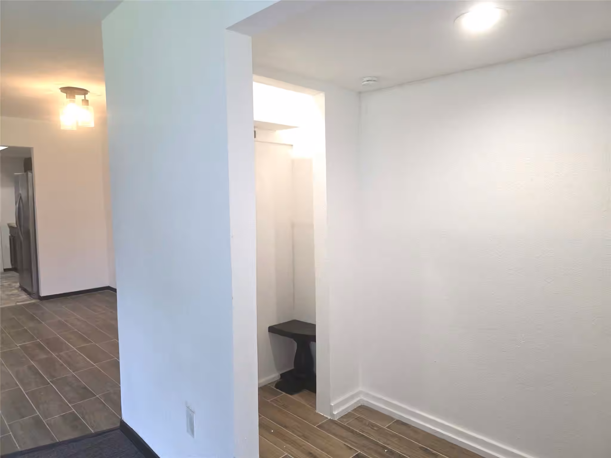 Photo 6 of 7118 Crownwest Street 7118, Houston, TX