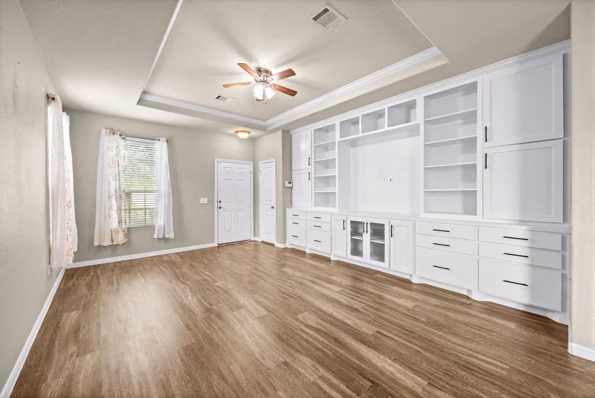Photo 6 of 19615 Blue Pine Circle, Cypress, TX